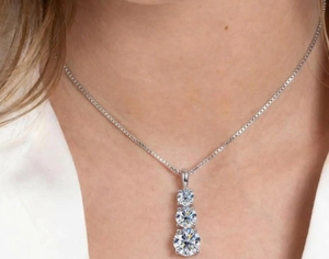 Collar de plata de ley 925 con diamante moissanita de forma redonda, regalo para mujer - Product Image 1