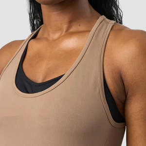 Camiseta sin mangas para mujer, color liso, cuello redondo, estilo deportivo, ajuste regular, transpirable, de poliéster y elastano - Product Image 6
