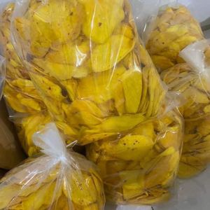 HIGH <b>QUALITY</b> Sustainable Eco Friendly Dried Soft Mango With Chili Salt <b>Sweet</b> Sour Spicy Hot Selling Snack Bulk - Product Image 2