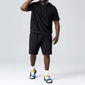 Ensemble de shorts décontractés pour hommes en coton 100% léger et respirant avec capuche pour la salle de sport et les sports - Product Image 3