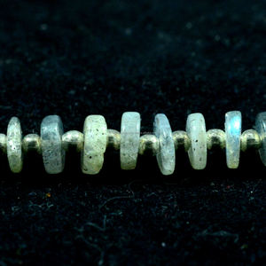 Superbe Labradorite Naturelle Grise de Qualité Supérieure, Pierre Précieuse Lisse en Forme de Pièce de Monnaie, 5-7mm, 50 Carats, Fil de 8 Pouces pour Bijoux de Mariage et Créations DIY - Product Image 3