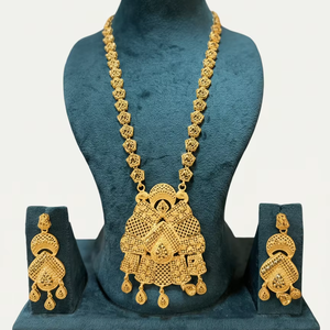 MOLL JEWELLERS ชุดสร้อยคอจี้ลายดอกไม้ประดับเพชรซิร์คอน 24k ชุบทองคำแท้ สำหรับเจ้าสาว งานแต่งงาน ได้รับการรับรองจากผู้ที่ไม่ใช่ฝ่ายใด - Product Image 1