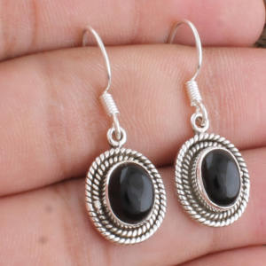 Boucles d'oreilles en onyx noir naturel en gros, clous géométriques en argent sterling 925 avec pierres précieuses, bijoux fins pour femmes et hommes, fabricant - Product Image 3