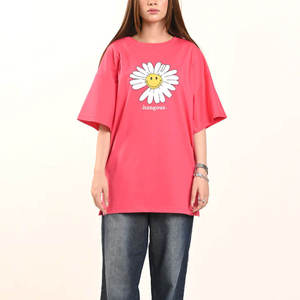เสื้อยืดโอเวอร์ไซส์สำหรับผู้หญิงไซส์ใหญ่ สีชมพู คอกลม แขนสามส่วน ยาว สีพื้น - Product Image 2