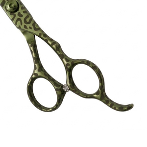 Ciseaux de coiffure professionnels de 6 pouces en acier inoxydable, durables, pour droitiers, avec poignée ergonomique, coupe lisse, pour salon et usage domestique - Product Image 4