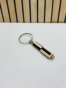 Loupe vintage en nickel de 2 pouces avec poignée décorative |   Loupe de lecture et de bureau portative - Product Image 4