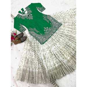 Conjuntos de diseñador para mujer New Fancy Style Lehenga Top - Product Image 1