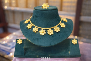 Meilleure Vente 2026 : Ensemble Collier et Boucles d'Oreilles pour Femme, Style Vintage, Plaqué Or 24K, Zircon, Origine Maharashtra, Bijoux de Mode - Product Image 2