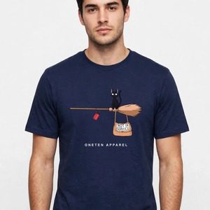 เสื้อยืดคอกลมแขนสั้นสีน้ำเงินกรมท่าสำหรับผู้ชาย ONETEN Apparel พร้อมลายกราฟิกแมวแม่มดการ์ตูน - Product Image 1