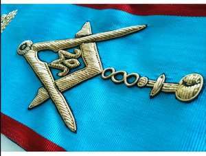 Badge en tissu de dentelle brodé main avec motif Master Sash AASR Prestige-Temple Square Compass Forget-me-not, en fils dorés, à coudre avec épingle de sûreté - Product Image 2