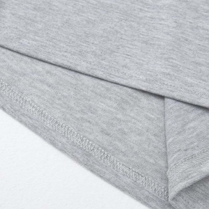 Conjunto de Camiseta y Pantalones Cortos para Mujer, Diseño Moderno, Marca Privada, Color Sólido, 100% Algodón, Transpirable y de Secado Rápido, Ropa Deportiva Informal de Verano - Product Image 3
