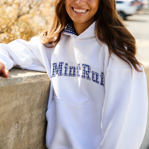 Sweat-shirt à capuche surdimensionné personnalisé pour femme, en mélange de coton tricoté respirant, coupe classique, hiver, impression logo avant, service OEM - Product Image 1
