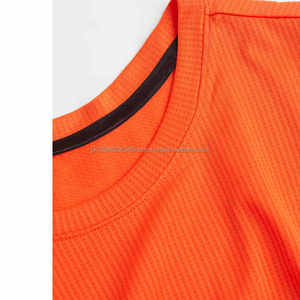 Débardeur de sport pour homme avec logo personnalisé du fabricant, débardeur de sport pour homme, débardeur grande taille pour homme, débardeur tendance pour homme - Product Image 2