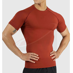 Camiseta de compresión para entrenamiento de hombres, ropa deportiva elástica para gimnasio, correr y sesiones de entrenamiento, ropa deportiva activa para hombres, camiseta de compresión. - Product Image 4