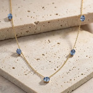 Collier Alexandrite en Or, Collier Alexandrite Ovale, Pendentif Délicat à Changement de Couleur, Bijou Pierre de Naissance de Juin pour Femme - Product Image 3