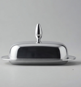 Plateau à beurre artisanal poli miroir avec couvercle, design vintage rectangulaire, en métal, pour la cuisine ou la table - Product Image 3