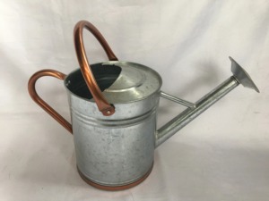 Regadera de Zinc Galvanizado con Asa y Boquilla de Cobre, Herramienta de Jardinería Duradera - Product Image 3