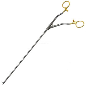 ที่จับเข็มผ่าตัดแบบโค้งกลับด้านได้เอง รุ่น Romeo up ของ WORLD PRECISION SURGICAL ทำจากสแตนเลสสตีล ใช้ซ้ำได้ สำหรับการผ่าตัดผ่านกล้อง - Product Image 1
