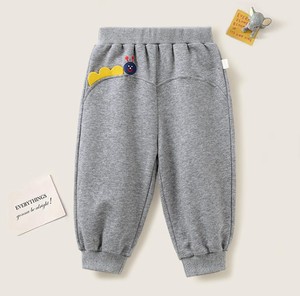 Pantalon Confortable pour Enfants Style Joker Séchage Rapide Décontracté Nouveau Modèle Sportif Motif Uni Vêtements de Sport d'Été pour Bébés - Product Image 4