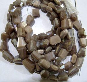 Perles de pierre de lune naturelle pêche, forme pépite, polies, 6x10mm à 10x14mm, revêtement mystique argenté AB, brin de 8 pouces de long, haute qualité - Product Image 3