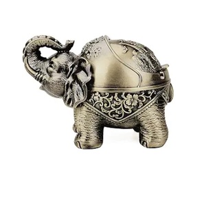 Cendrier en cuivre jaune gravé robuste à 4 fentes, grand cendrier en métal pour cigarettes, pour la maison et le bureau, cadeaux pour hommes - Product Image 6