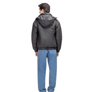 Men <b>Black</b> Hooded Jacket Zip Up Casual Outdoor <b>Windbreaker</b> Lightweight Water Resistant Hooded Jacket Long Sleeve Custom Logo OEM - Product Image 3
