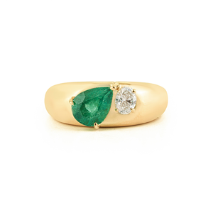 Venta Directa de Fábrica: Anillo Toi et Moi de Oro Amarillo K14 con Esmeralda y Diamantes, Piedra de Nacimiento de Mayo. Última Novedad en Joyería de Diseño Audaz. - Product Image 1