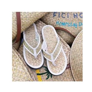 Vente en gros de tongs de plage ambiance océan, en jonc de mer écologique, à bout ouvert, tailles 30, 36, 39, 40, 41 - Product Image 4