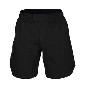 Shorts de MMA et de kickboxing personnalisés OEM, design uni, extensibles, en polyester et élasthanne, légers, confortables pour l'entraînement. - Product Image 3