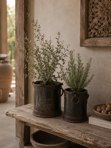 Pot de fleurs rond en fer rustique suspendu, fait main, décoratif, pour jardin de ferme ou entrée - Product Image 3