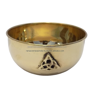 ชามทองเหลืองพร้อมสัญลักษณ์ Triquetra สำหรับพิธีกรรมและรอยเปื้อนการเผาไหม้ธูปและการตกแต่งและการใช้แท่นบูชา - Product Image 4