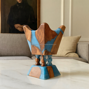 Quemador de incienso Mubkhar hecho a mano, diseño único de resina y madera, hermoso, de alta calidad y gran demanda. - Product Image 5