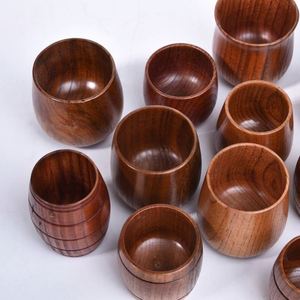 Chope à bière en bois massif de qualité supérieure - Tasse à whisky artisanale en bois pour cadeaux et promotions de bar - Product Image 3