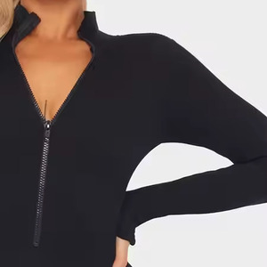 Combinaison moulante noire à manches longues et col en V avec fermeture éclair, taille haute, couleur unie, effet ventre plat, pour femme, style streetwear - Product Image 2