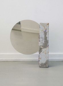 Miroir de beauté moderne, accessoire de table de luxe, miroir au design élégant, miroir de vanité de haute qualité, miroir décoratif avec base en marbre - Product Image 2