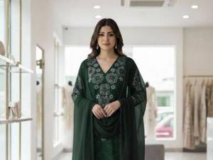 ชุดสาหรี่กะมีซปักลายหรูหราสำหรับงานแต่งงานช่วงเทศกาลอีด พร้อมผ้าคลุมไหล่ เหมาะสำหรับงานปาร์ตี้ สไตล์ดั้งเดิม ใส่ได้ทุกฤดูกาล - Product Image 2