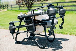 Dron Agrícola DJI Agras T50 Combo de Alta Calidad con 3 Baterías y Cargador C10000 para Pulverización Agrícola - Product Image 6