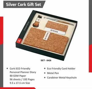 Set de Regalo Ejecutivo Premium con Llavero y Bolígrafo Metálico, Set de Regalo Corporativo con Cuaderno con Acabado de Corcho y Tarjetero - Product Image 3