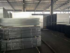 Bandeja de Cables Cerrada para una Gestión y Mantenimiento Eficientes de los Cables - Product Image 2