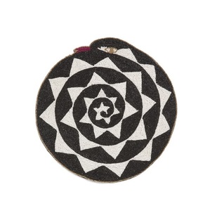 Mantel individual artesanal de cuentas para mesas de comedor, decorativo, bordado con cuentas, para la decoración de la mesa del hogar. - Product Image 3
