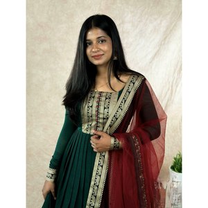 Beautiful <b>Red</b> Wedding Apparel Elegant Gown and Dupatta Size XL for Party Wear JC Brand - Product Image 4