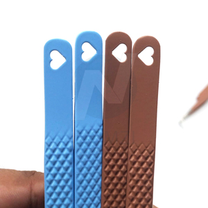 Pince à épiler professionnelle pour extensions de cils, marron, antidérapante, prise parfaite, pointe lisse, en acier inoxydable, antimagnétique - Product Image 3