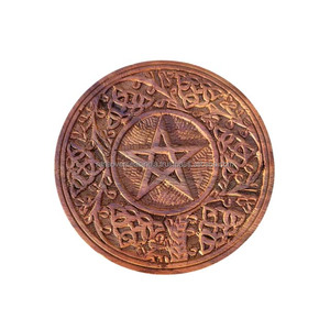 Tuile d'autel en bois à suspendre de qualité supérieure Pentagramme sacré et décor Triquetra à un prix abordable d'un grossiste de confiance - Product Image 5