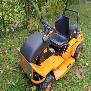 Tondeuse fiable AS 900 Enduro avec moteur bicylindre de 16 ch et coupe de 90 cm, siège réglable et éjection latérale - Product Image 1