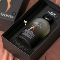 Aikun Set Diffusore a Bastoncini con Logo Serigrafato su Vetro Opaco da 500ml, Scatola a Libro, Qualsiasi Fragranza, Lunga Durata, per Brand di Nicchia, MOQ Basso, Consegna Rapida