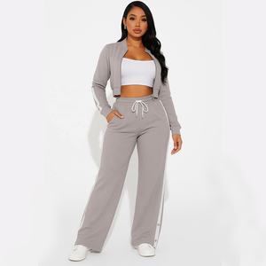 Ensemble de survêtement décontracté pour femme, collection automne, tenue deux pièces tendance, veste courte zippée, pantalon large en molleton respirant Exoro - Product Image 6