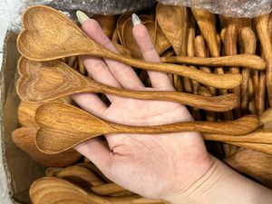 Eco Friendly Heart Shape Wooden <b>Spoon</b> Handmade Love Heart Wooden <b>Spoon</b> Natural Wooden <b>Spoon</b> Vietnam Engrave Logo Red Acacia Wood - Product Image 4