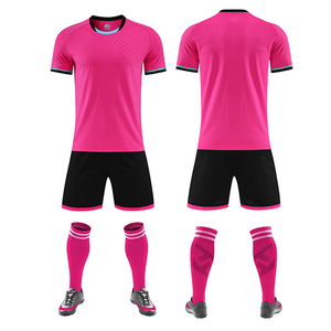 Vêtements de football sublimés, designs personnalisés d'uniformes de club sportif, uniformes de football pour femmes - Product Image 4