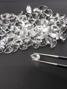 Topaze blanche naturelle 8x5MM taille poire, qualité supérieure, pierre précieuse calibrée en vrac pour la fabrication de bijoux, provenance Red Mountain Gems - Product Image 1
