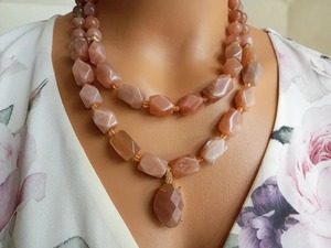 Best Price Chic Vintage <b>Resin</b> Beads Necklace with Trendy Religious Pendant for Wedding and Parties Charm Necklaces <b>Resin</b> <b>Crafts</b> - Product Image 4